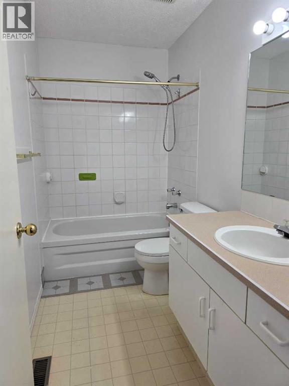 47 Escott Close Property Photo 11
