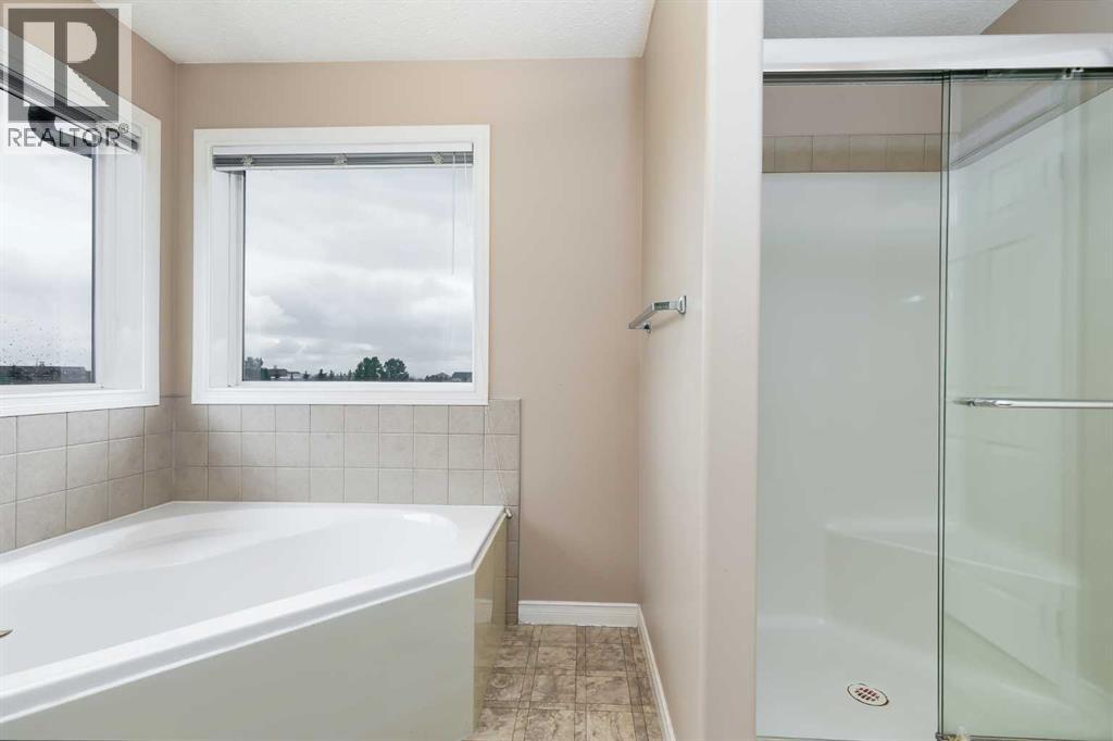 92 Everhollow Way Sw Property Photo 18