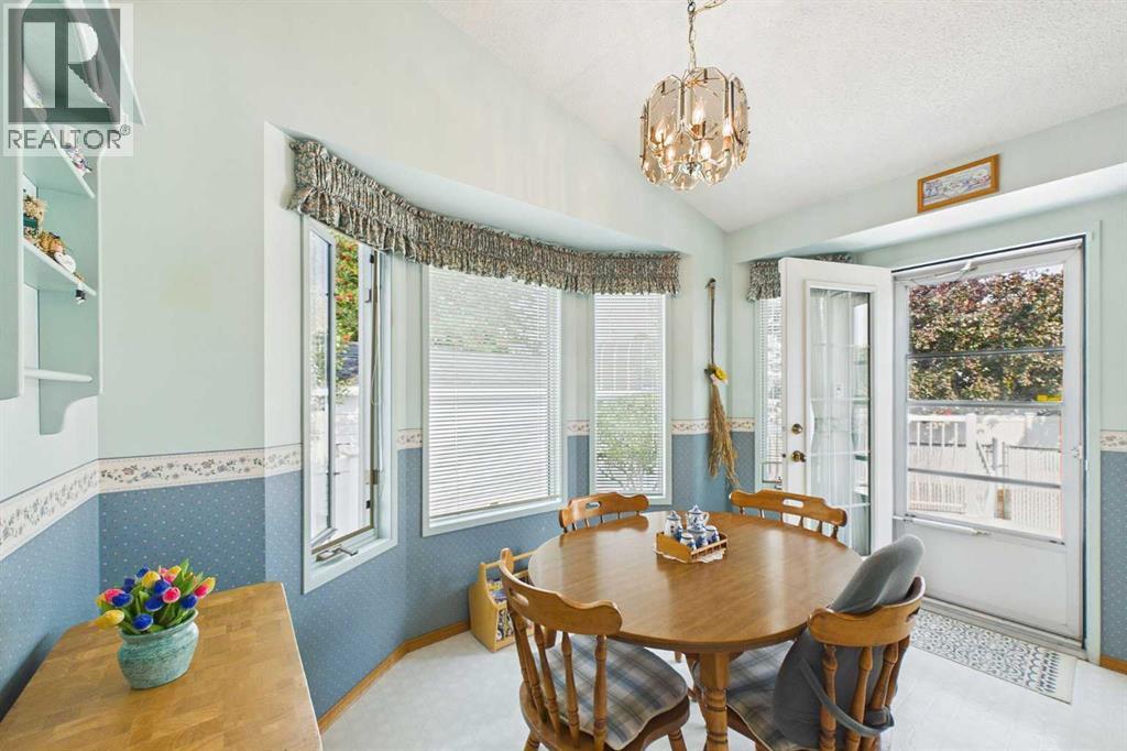 183 Doran Crescent Property Photo 15