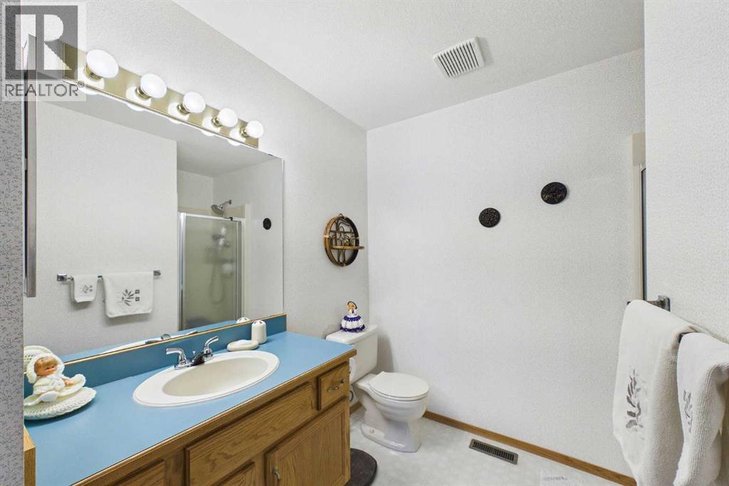 183 Doran Crescent Property Photo 20