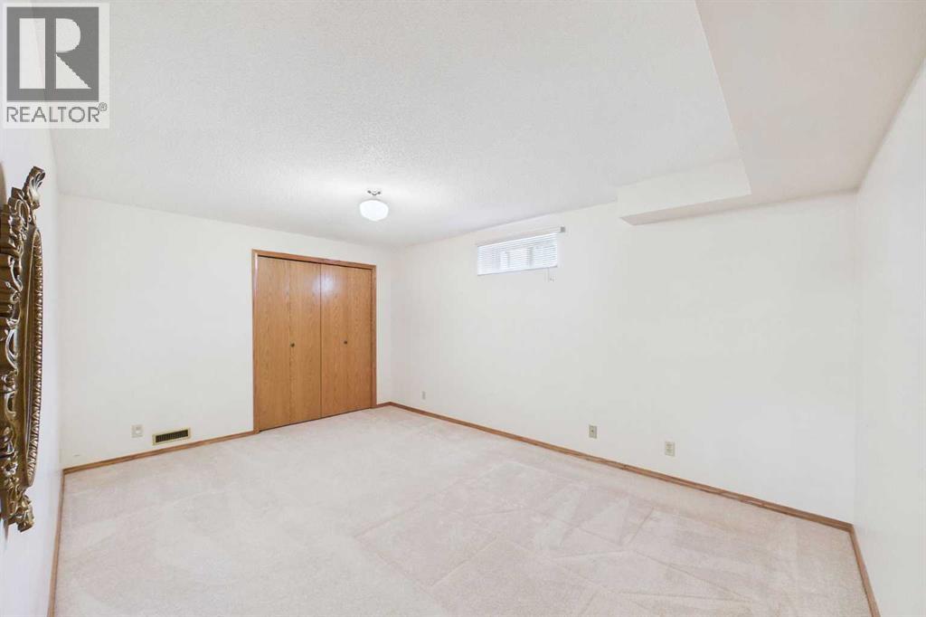 183 Doran Crescent Property Photo 29