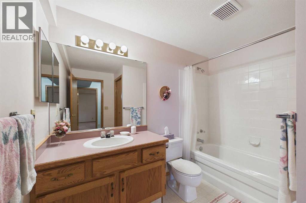183 Doran Crescent Property Photo 31