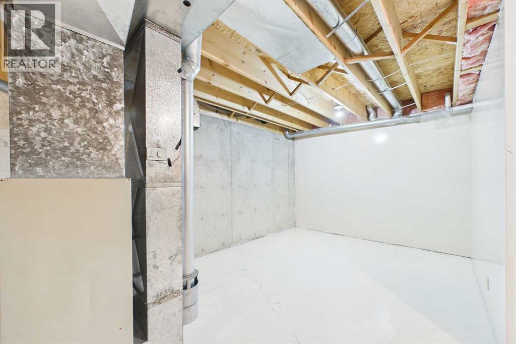 183 Doran Crescent Property Photo 37
