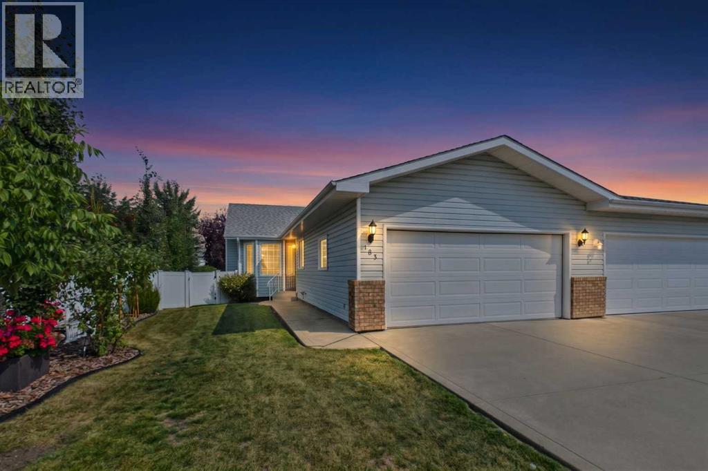 183 Doran Crescent Property Photo 47