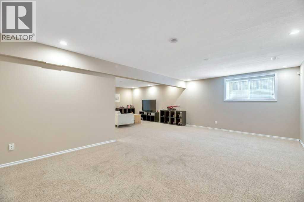 1151 Westmount Drive Property Photo 29
