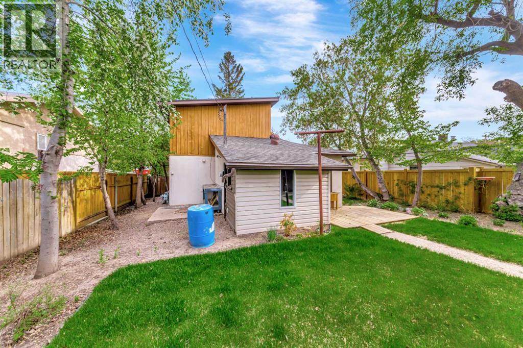 5207 48 Street Property Photo 23