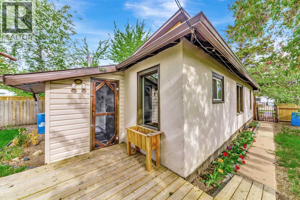 5207 48 Street Property Photo 25