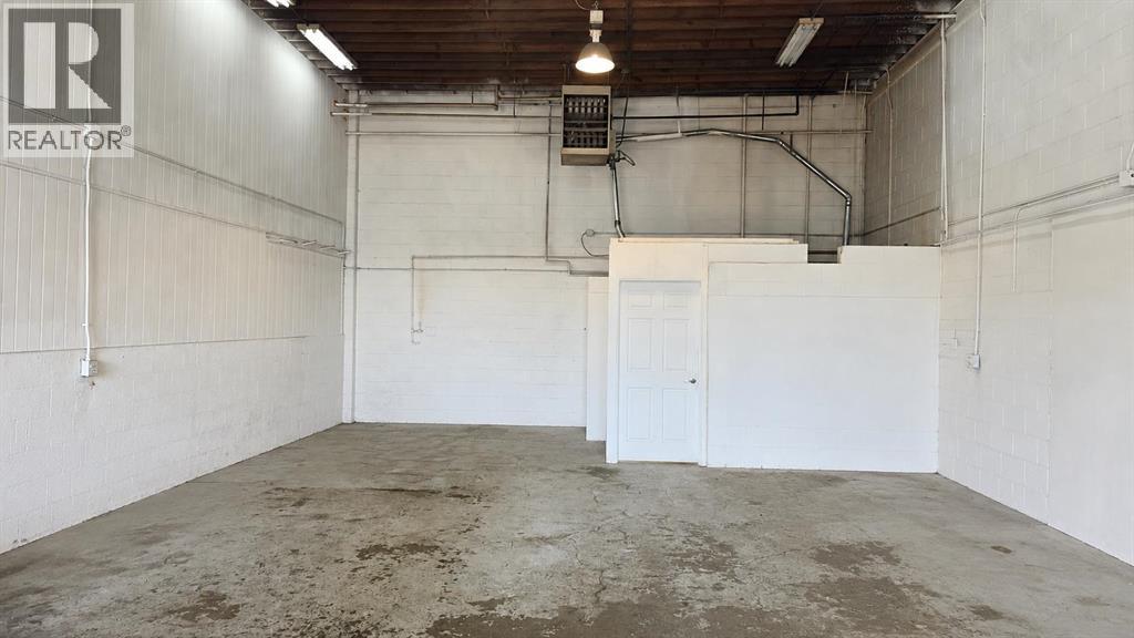 6503 67 Street Property Photo 14
