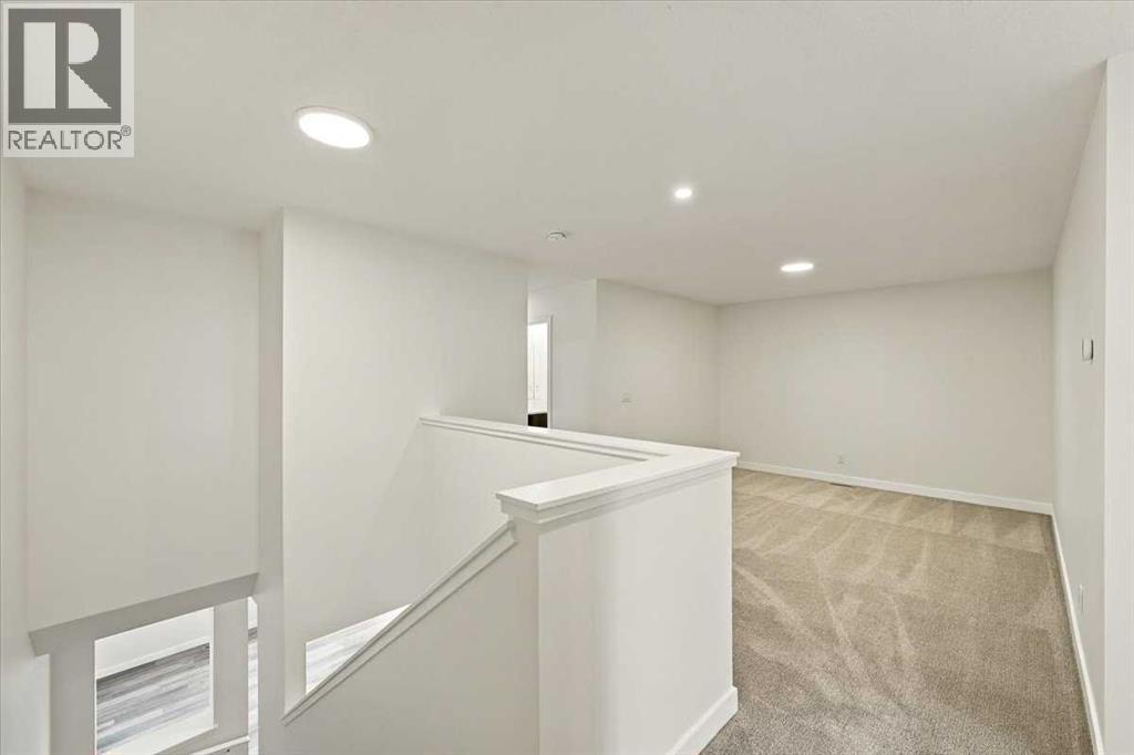 130 Corner Glen Square Ne Property Photo 9
