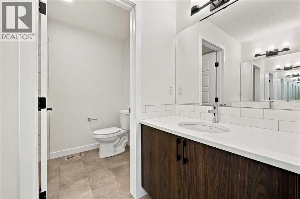 130 Corner Glen Square Ne Property Photo 15