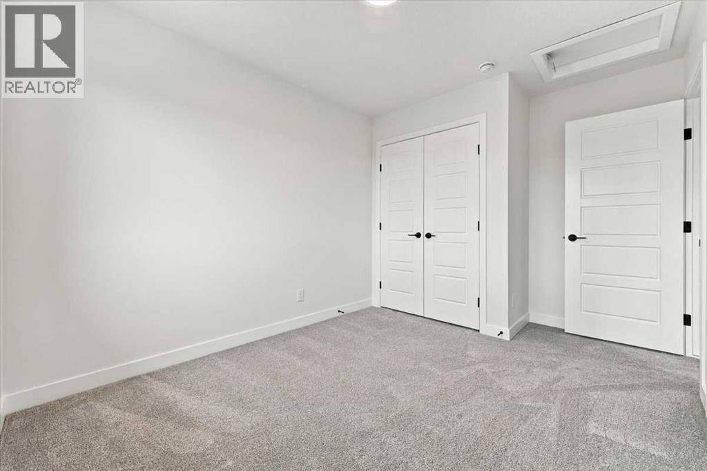 130 Corner Glen Square Ne Property Photo 17