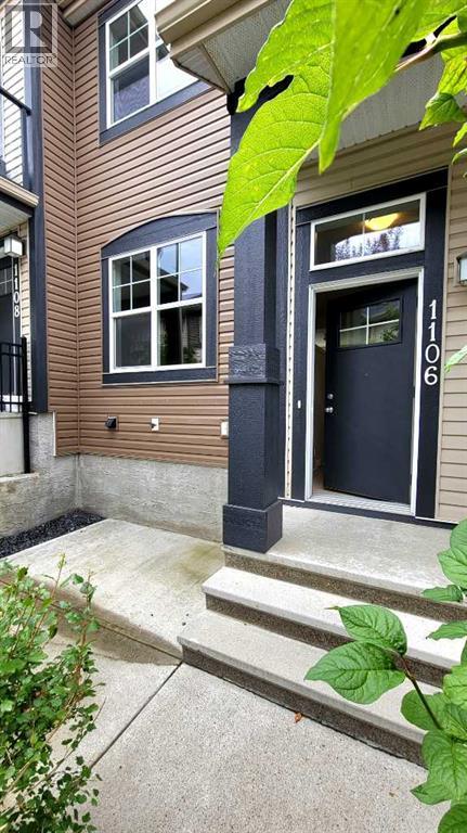 1106 Mckenzie Towne Row Se Property Photo 1