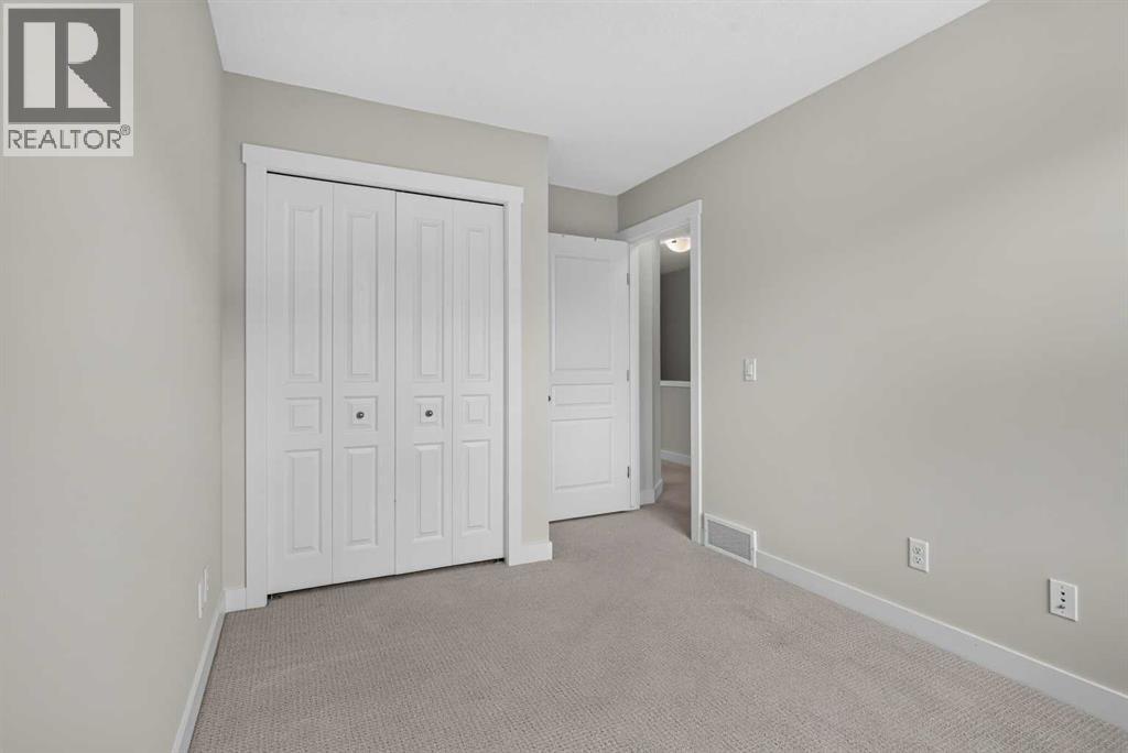 1106 Mckenzie Towne Row Se Property Photo 33