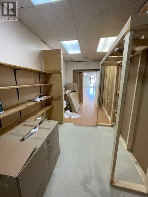 4804 50 Street Property Photo 6