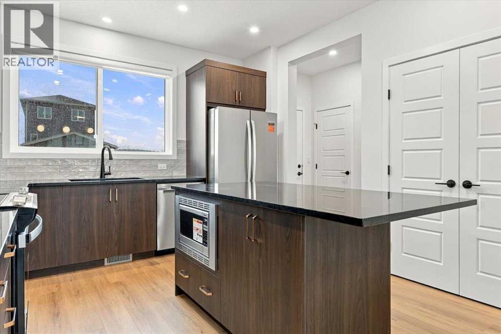 121 Amblefield Heights Nw Property Photo 10