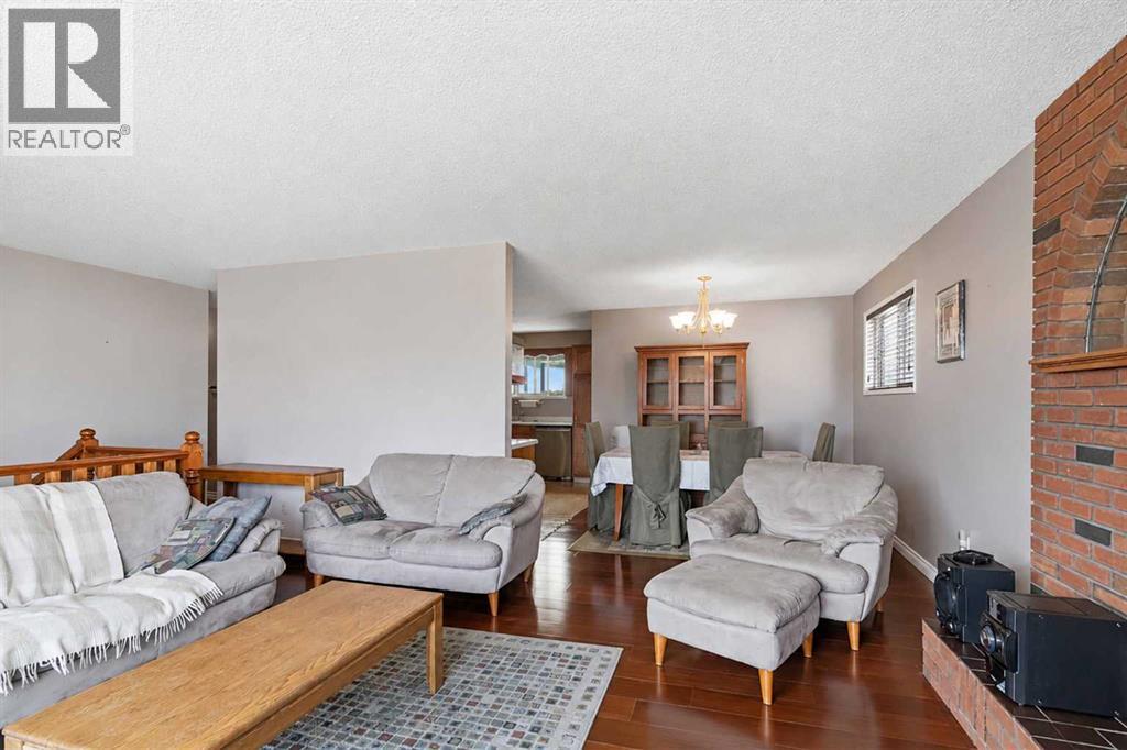 234 Kennedy Crescent Property Photo 7