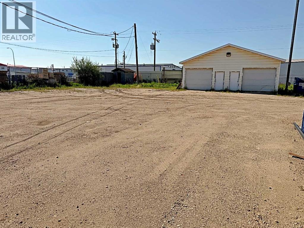225 Macdonald Crescent Property Photo 21