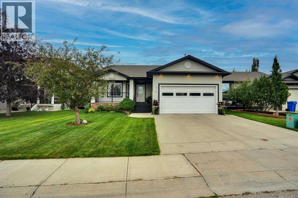 112 Aspen Creek Crescent Property Photo 2