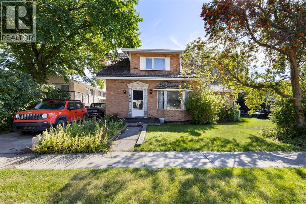 1633 Alberta Street Property Photo 1