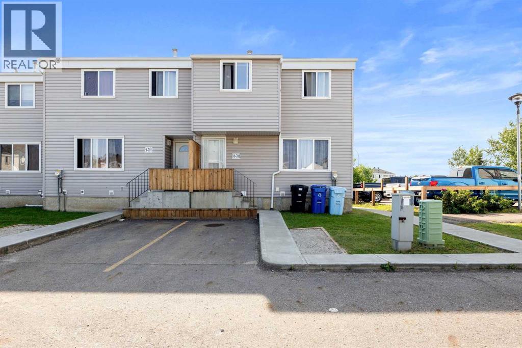701 Beacon Hill Drive Property Photo 1