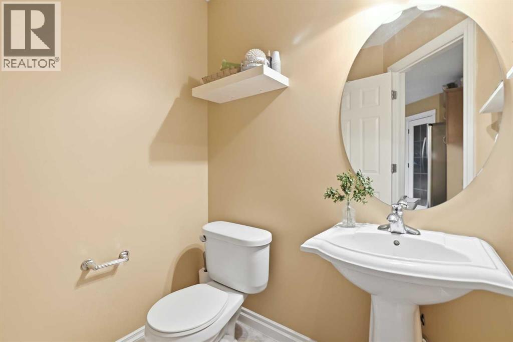 308 11 Avenue Northwest Property Photo 10