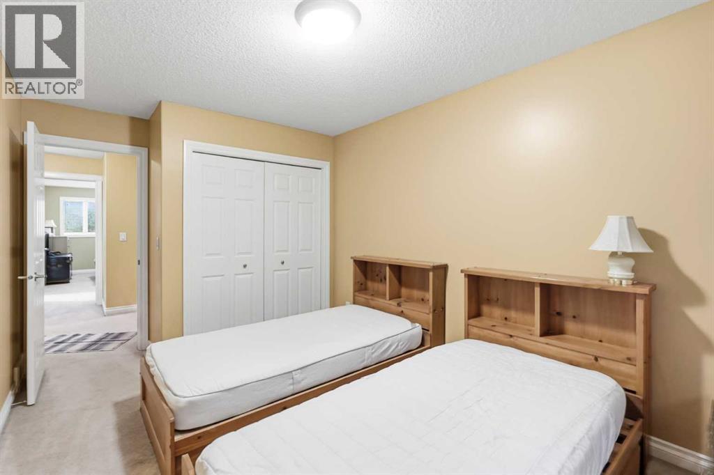 308 11 Avenue Northwest Property Photo 15