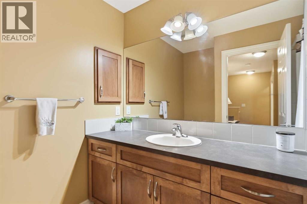 308 11 Avenue Northwest Property Photo 16