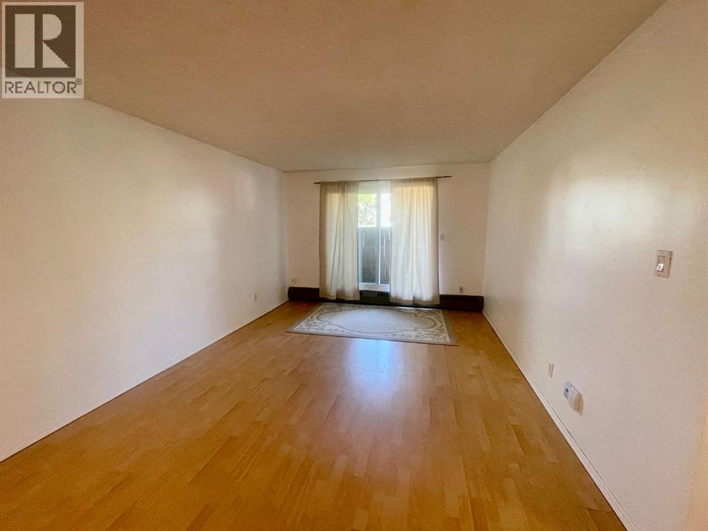 5611 9 Avenue Property Photo 3