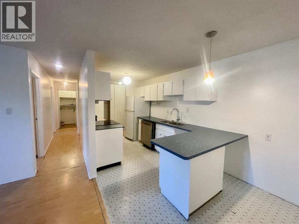 5611 9 Avenue Property Photo 5