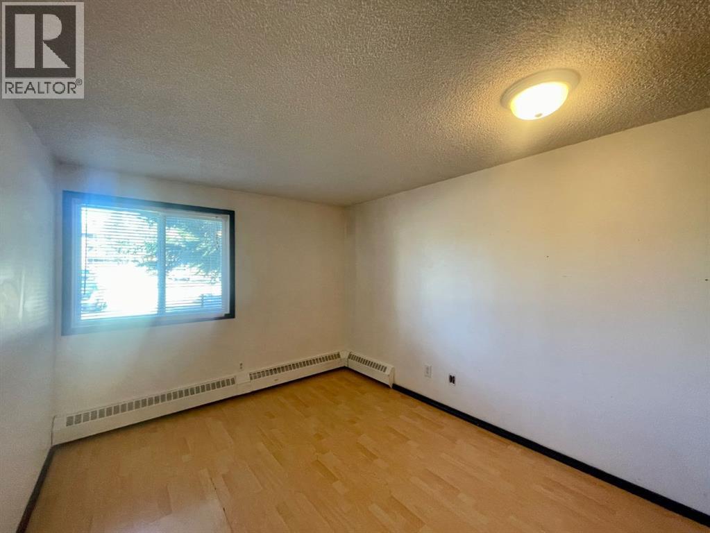 5611 9 Avenue Property Photo 10