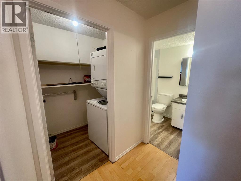 5611 9 Avenue Property Photo 13
