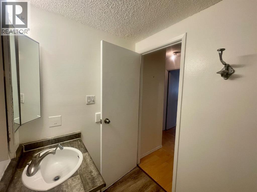 5611 9 Avenue Property Photo 15