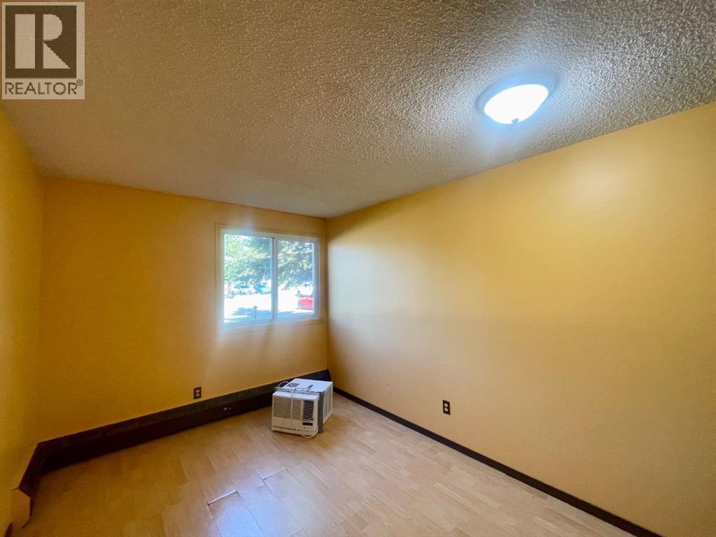 5611 9 Avenue Property Photo 18