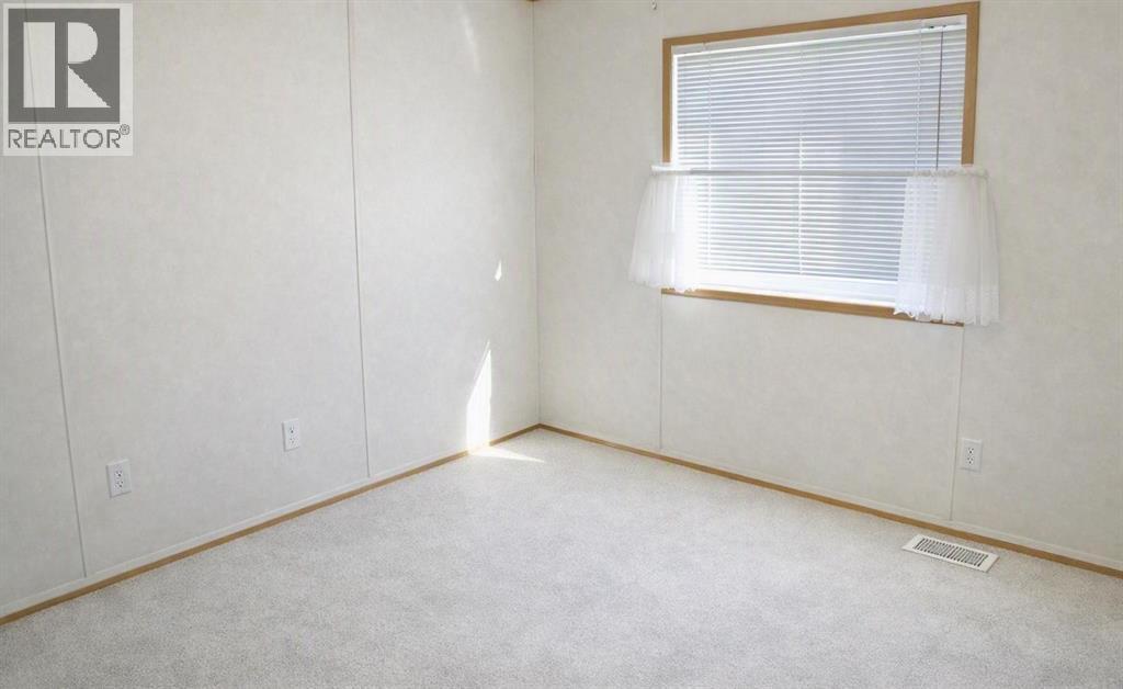 3224 29 Street S Property Photo 10