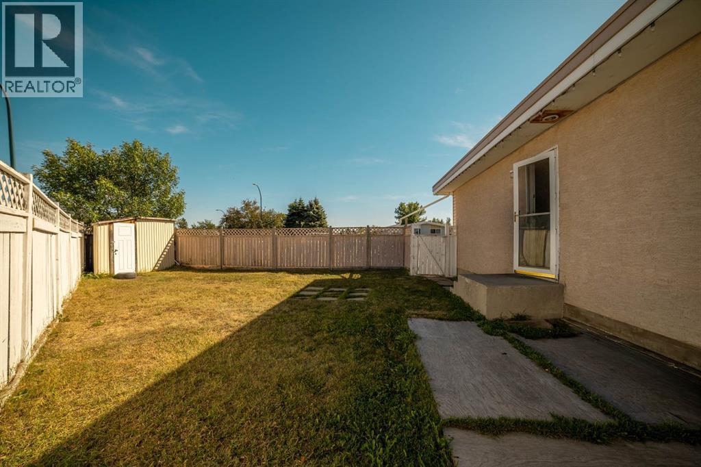 3319 - 3321 5a Avenue S Property Photo 17