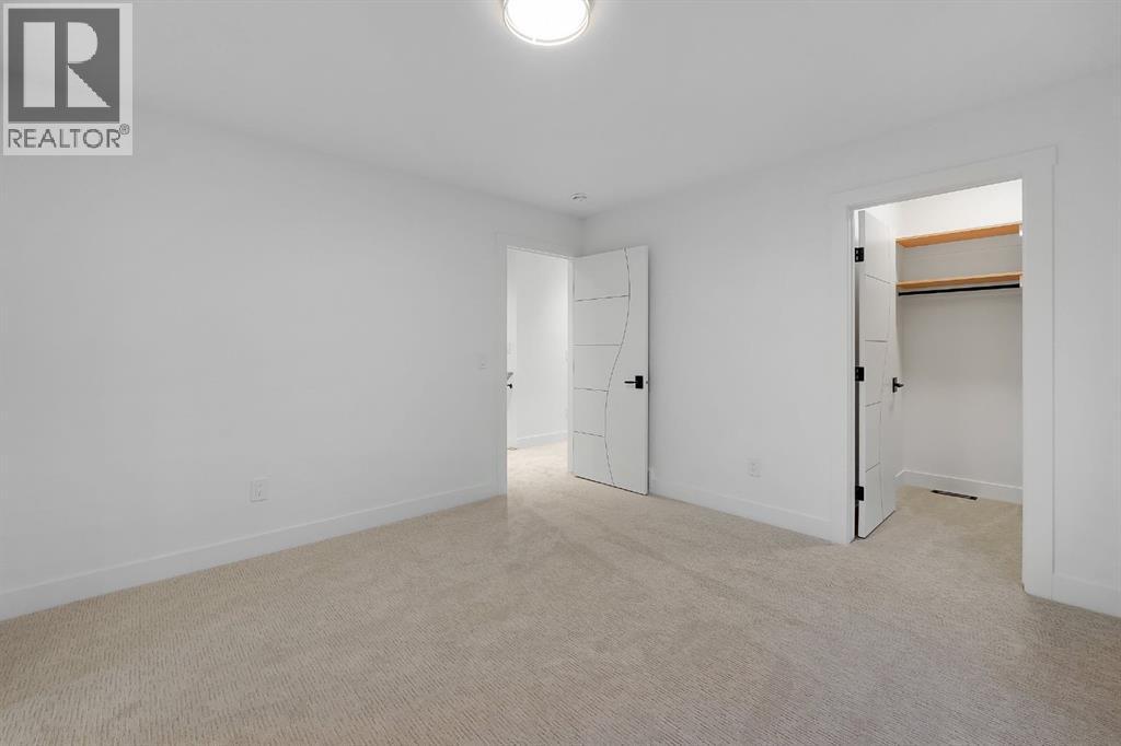 2824 31 Street Sw Property Photo 28