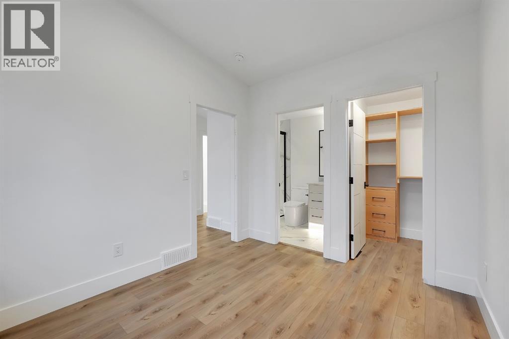 2824 31 Street Sw Property Photo 40