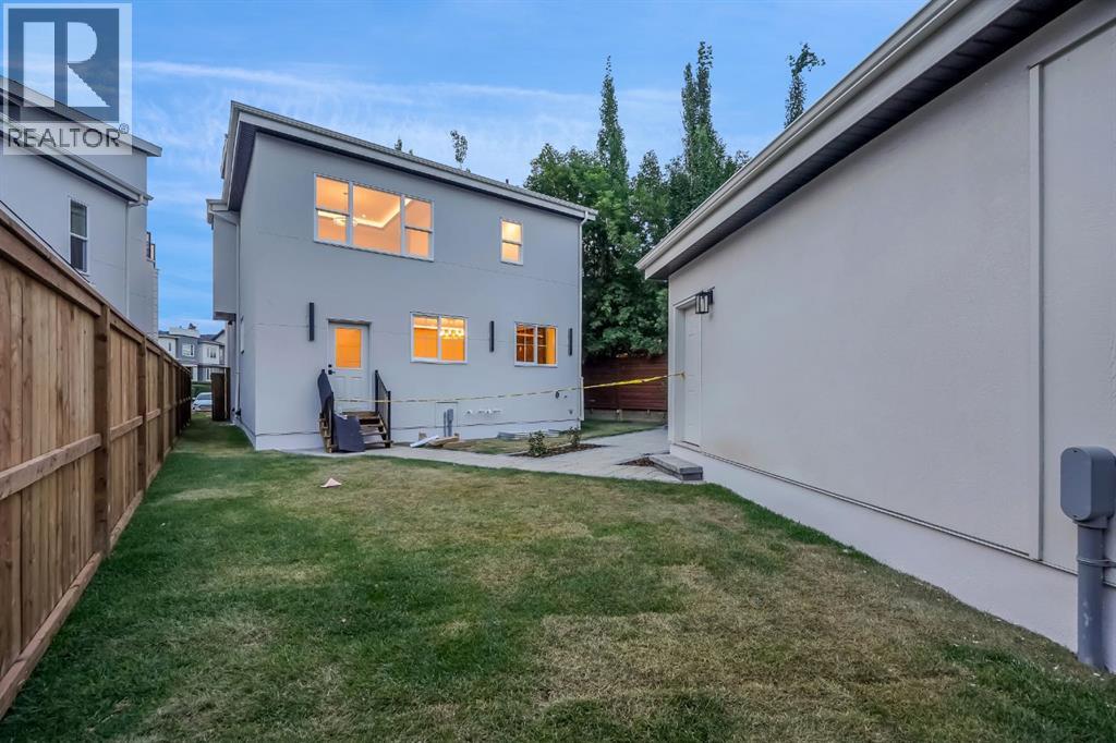 2824 31 Street Sw Property Photo 47