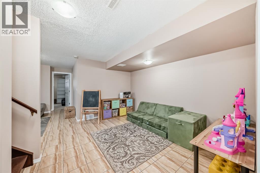8432 Berkley Road Nw Property Photo 25