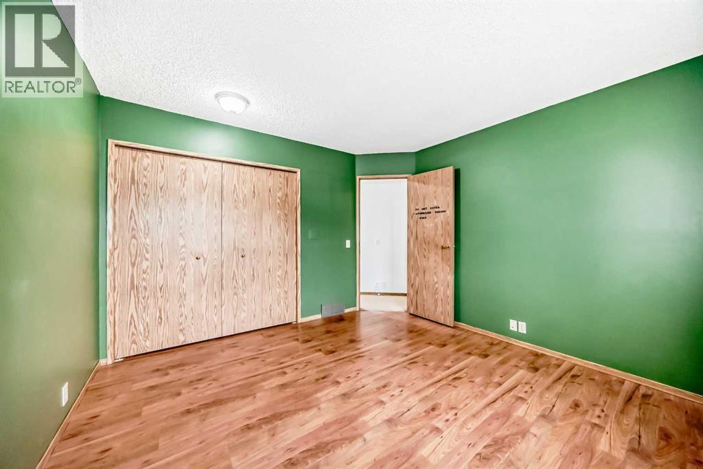 16 Martinridge Way Ne Property Photo 20
