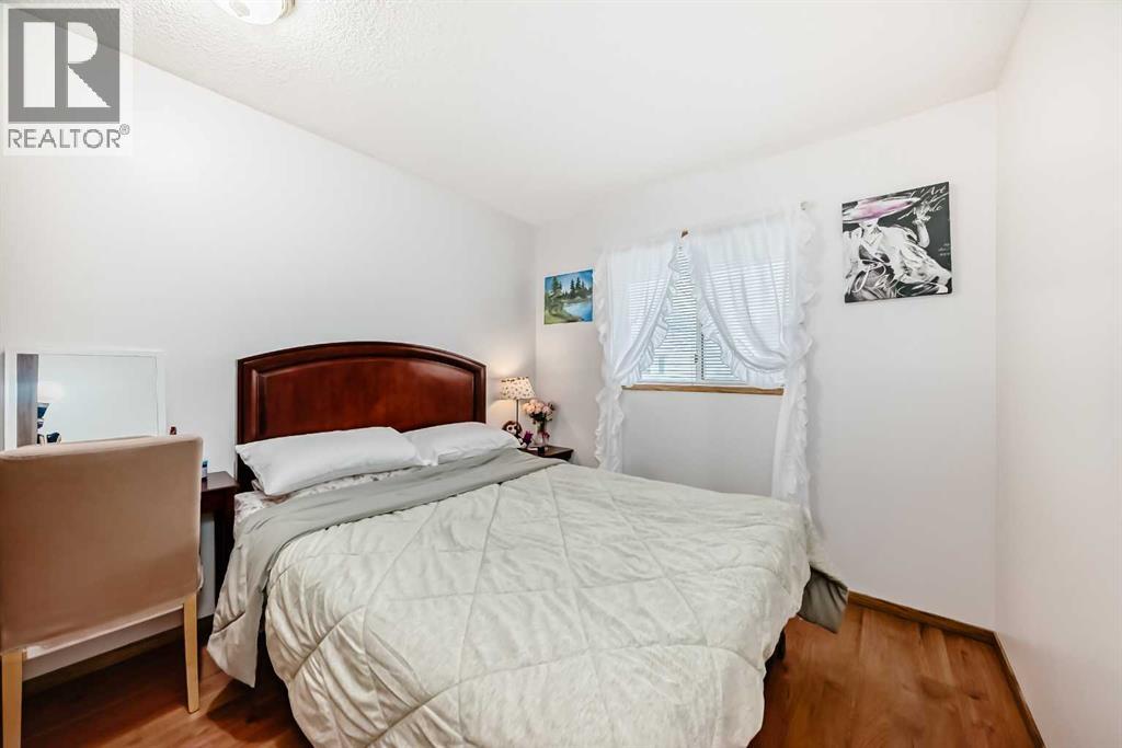 16 Martinridge Way Ne Property Photo 21