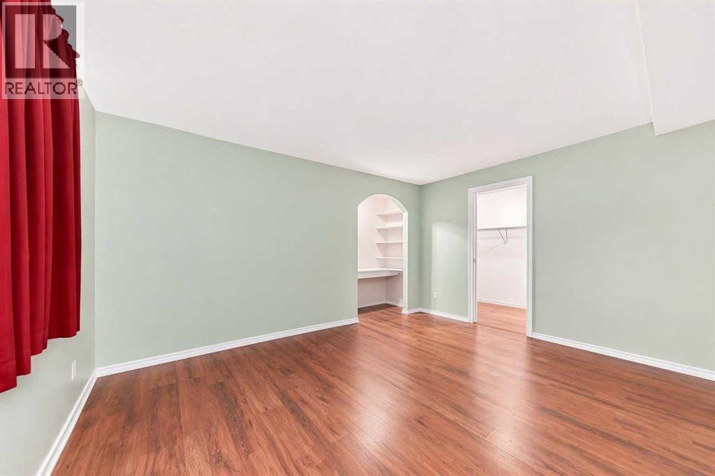 16 Martinridge Way Ne Property Photo 26
