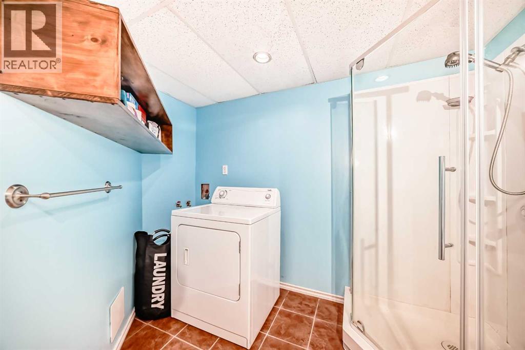 16 Martinridge Way Ne Property Photo 31