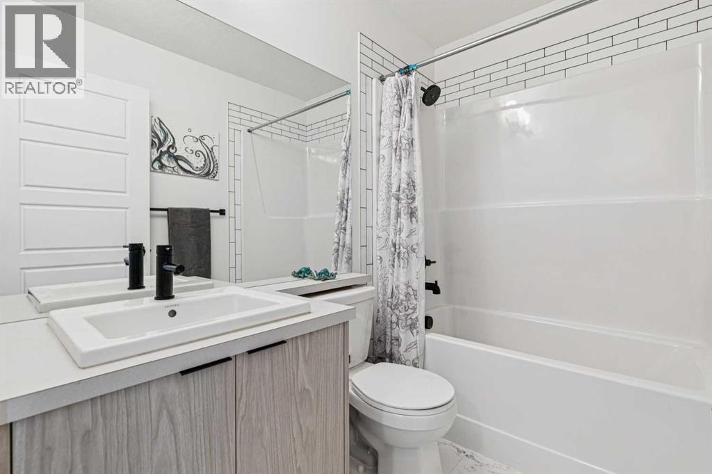 2466 210 Avenue Se Property Photo 21