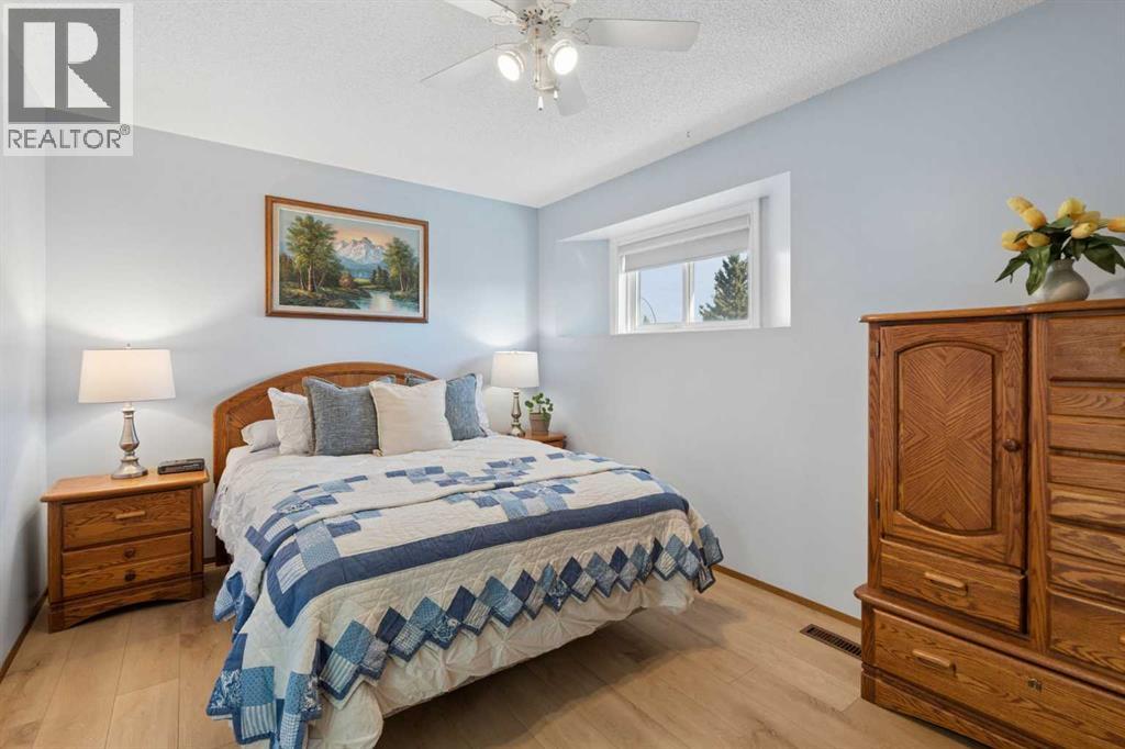 76 Martindale Close Ne Property Photo 22