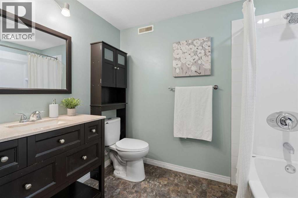 76 Martindale Close Ne Property Photo 35