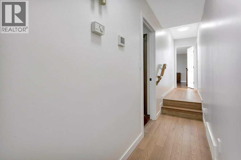 3 Goodacre Close Property Photo 12