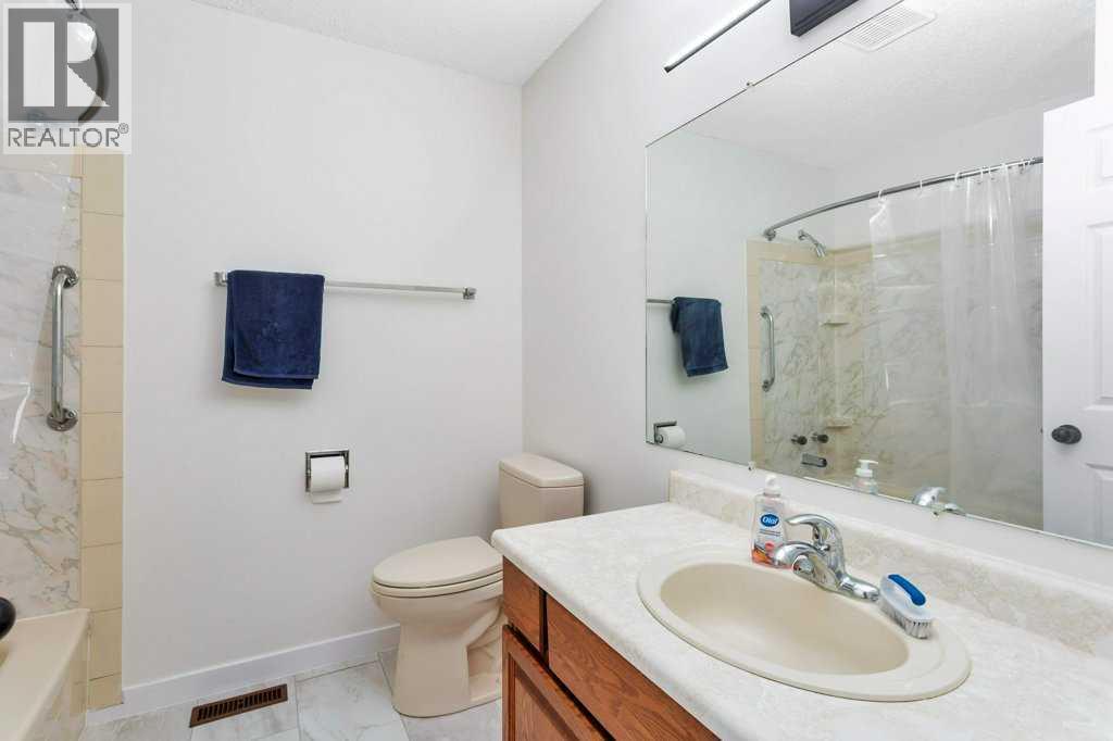 3 Goodacre Close Property Photo 18