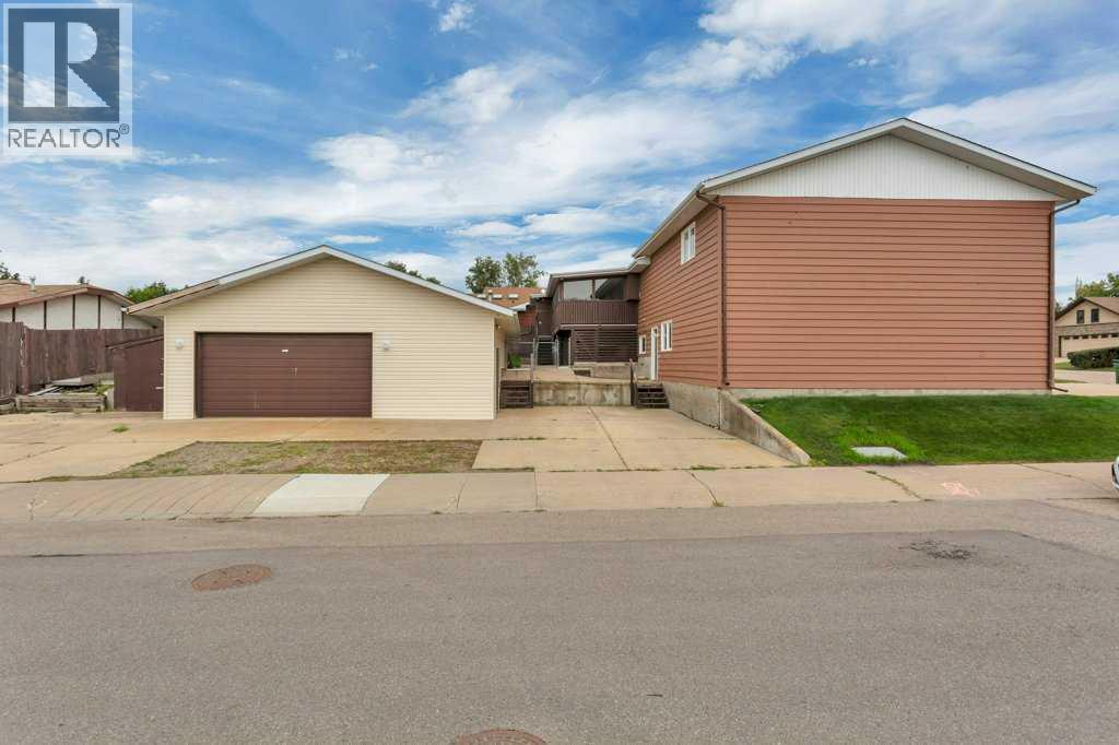 3 Goodacre Close Property Photo 34