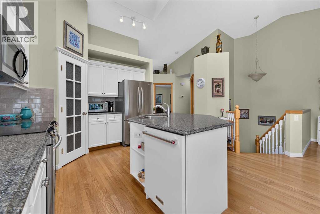 51 Chaparral Heath Se Property Photo 3